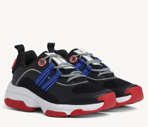 Kontrastierender Sport-Sneaker