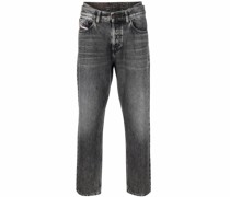 D-Fining Tapered-Jeans