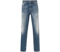 Halbhohe 2005 D-Fining 09h45 Tapered-Jeans