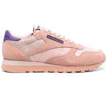Klassische Sneakers
