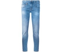 Cropped-Jeans mit schmalem Schnitt