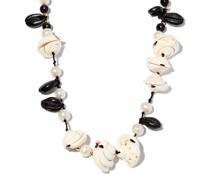 Halskette mit Muscheln