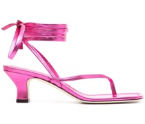 Sandalen im Metallic-Look