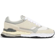 Klassische Sneakers