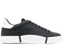 Sneakers mit Logo