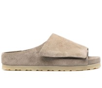 x Fear Of God Pantoletten