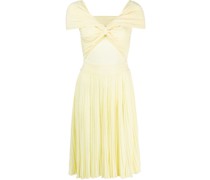 Ausgestelltes Kleid