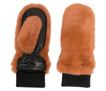 Fäustlinge aus Faux Fur