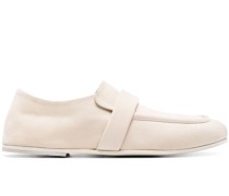 Loafer mit Riemendetail