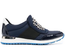 Sneakers mit Nieten