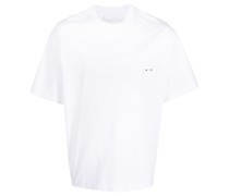 T-Shirt mit Piercing