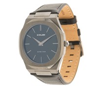 Schmale Armbanduhr