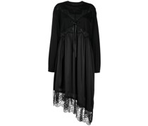 Kleid mit Spitzendetail