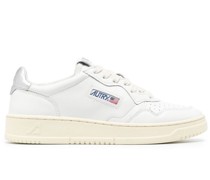 Action Sneakers