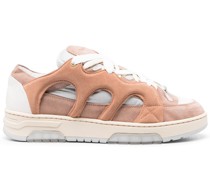 Sneakers mit Kontrasteinsätzen