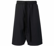 Shorts mit tiefem Schritt