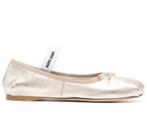 Ballerinas mit Logo-Print