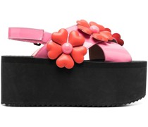 Sandalen mit Applikationen