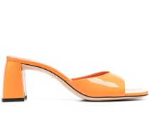 Michele Mules aus Lackleder