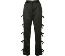 Gerade Hose mit Schleifen