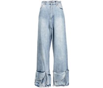 Jeans mit aufgesetzten Taschen