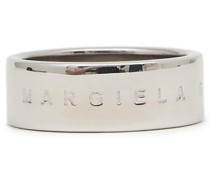 Ring mit Logo-Gravur