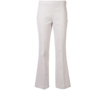 Ausgestellte Hose