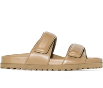 Flache Sandalen