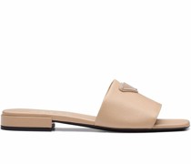 Sandalen mit Logo