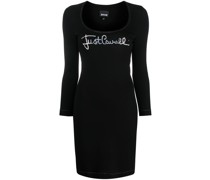 Enges Kleid mit Logo-Verzierung