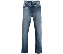 D-Fining Tapered-Jeans