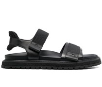 Sandalen mit doppeltem Riemen