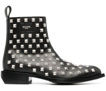 Stiefel mit Nieten