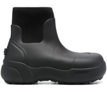 Stiefel mit dicker Sohle