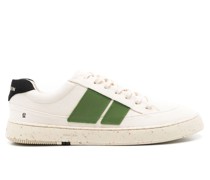 Sneakers mit Streifen