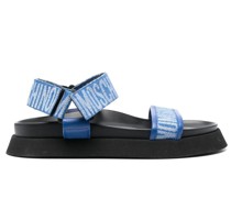 Sandalen mit Klettverschluss
