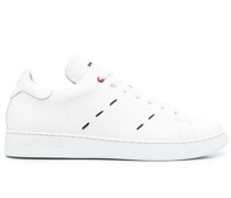 Klassische Sneakers