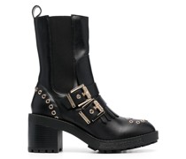 Stiefel mit Ösen