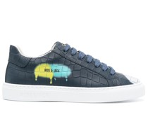 Sneakers mit Kroko-Effekt