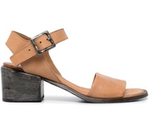 Klassische Sandalen