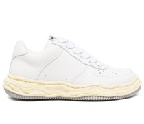 Klassische Sneakers