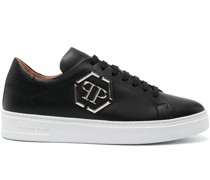 Sneakers mit Logo-Schild