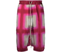 Karierte Shorts mit Farbverlauf