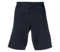 Knielange Chino-Shorts