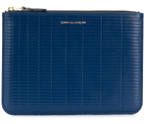 Clutch mit Prägung