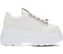Sneakers mit dicker Sohle