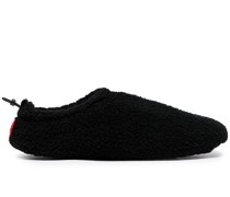 Slipper aus Faux Shearling