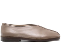 Loafer mit eckiger Kappe