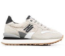 Sneakers mit Logo-Patch