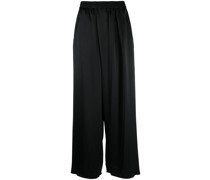 Satinhose mit weitem Bein